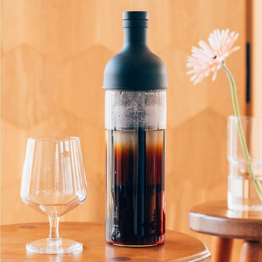Botella De Té Cold Brew HARIO Con Filtro - 750 Ml, Vidrio Resistente, Color Negro