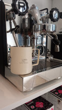 Cargar imagen en el visor de la galería, Jarra Barista - Acero Inox - Latte Art 350ml