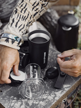 Cargar imagen en el visor de la galería, AeroPress Coffee Maker - Go Plus