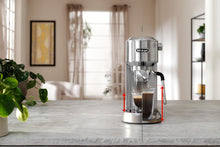 Cargar imagen en el visor de la galería, Cafetera espresso Dedica Duo EC890 - De'Longhi