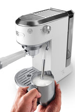 Cargar imagen en el visor de la galería, Cafetera espresso Dedica Duo EC890 - De'Longhi
