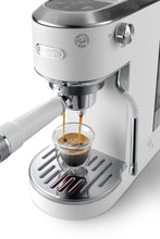 Cargar imagen en el visor de la galería, Cafetera espresso Dedica Duo EC890 - De'Longhi