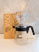 Cargar imagen en el visor de la galería, Kit de V60 1-4 tazas de plástico Negro Latam