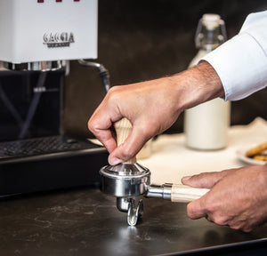 Tamper Gaggia - 58mm madera de fresno