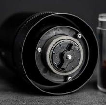 Cargar imagen en el visor de la galería, Coffee Grinder Go - Molinillo eléctrico Portátil