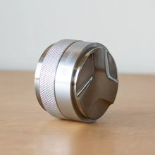 Cargar imagen en el visor de la galería, Rocket espresso 2 en 1 - Tamper y Nivelador Premium