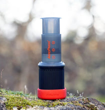 Cargar imagen en el visor de la galería, AeroPress Go - Coffee Maker Cafetera Portátil