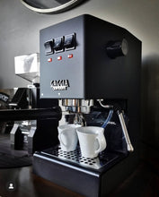 Cargar imagen en el visor de la galería, GAGGIA Classic - Máquina Cafetera