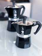 Cafetera Moka Italiana Bialetti negro