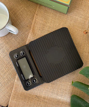 Cargar imagen en el visor de la galería, Balanza digital con temporizador color negro para café - COFFEE SCALE