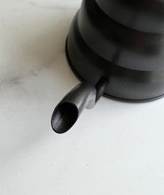 Cargar imagen en el visor de la galería, Tetera cuello de Cisne con Termómetro 1L - Negro acero inox