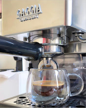 Cargar imagen en el visor de la galería, GAGGIA Classic - Máquina Cafetera
