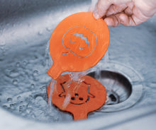 Cargar imagen en el visor de la galería, Moldes de acrílico de terror para dibujo en taza x2 - Halloween